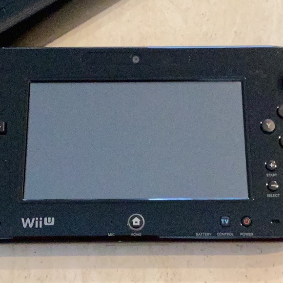 Nintendo Wii U Console 32GB & 2 Games & Gamepad WUP-010 Zelda System Black - Picture 11 of 15